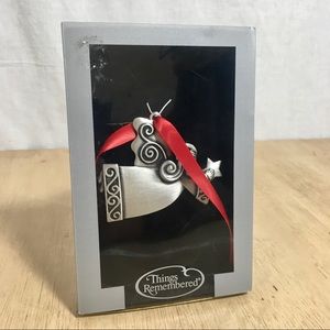 Things Remembered Angel Holding Star Ornament